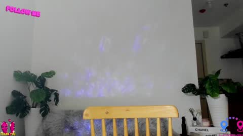 crishinahotty online show from 01-25-25, 07:28