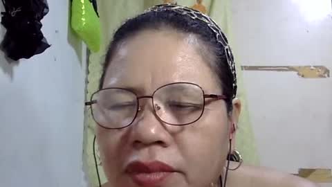 hottycrissy4u online show from 06-17-26, 07:04