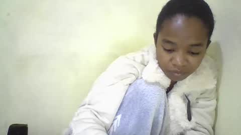 hotvanessa98 online show from 05-12-26, 10:40