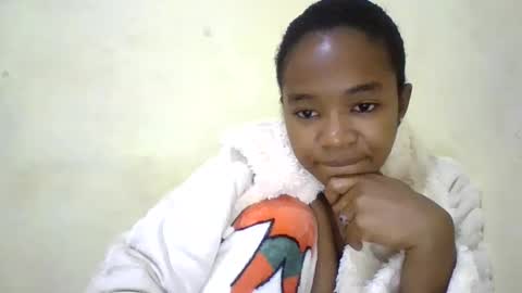 hotvanessa98 online show from 05-17-26, 12:52