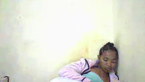 hotvanessa98 online show from 05-22-26, 06:46