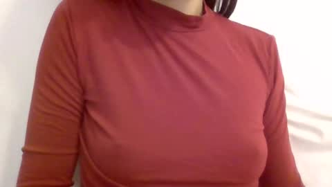 Hotwixx online show from 12-27-24, 05:37