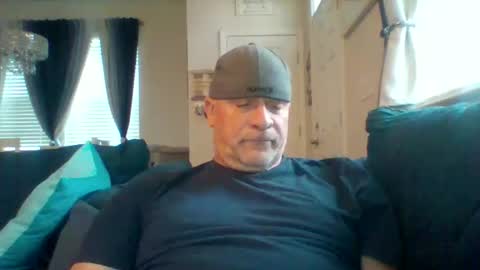 Snapshot of hotyummycock69 chatting on 01-18-26, 03:27 hotyummycock69 online show from 01-18-26, 03:27