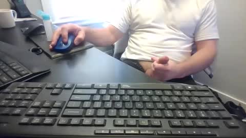 hoverday online show from 04-04-26, 03:42