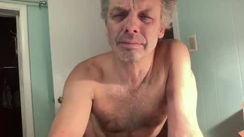 howlingatnothing online show from 12-04-24, 02:20