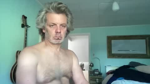 howlingatnothing online show from 10-01-25, 08:48