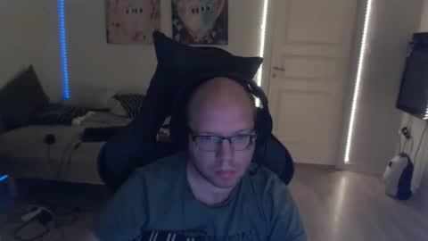 Christian online show from 11-11-25, 07:52