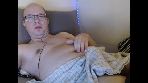 Christian online show from 03-12-26, 04:18