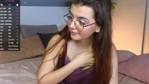 Diane online show from 03-04-25, 07:11