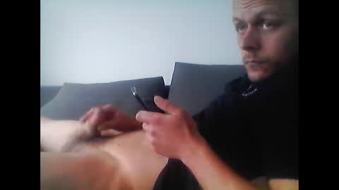 hubikush22 online show from 10-05-25, 08:12