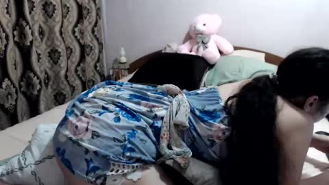 Snapshot of hugeassdevil chatting on 06-08-26, 11:32 hugeassdevil online show from 06-08-26, 11:32