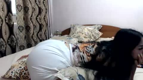 hugeassdevil online show from 07-08-26, 11:48