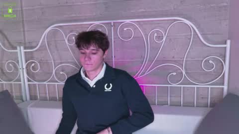 Snapshot of hugebangins_ chatting on 11-08-25, 04:34 ANTHONY online show from 11-08-25, 04:34