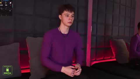 Snapshot of hugebangins_ chatting on 12-02-25, 03:29 ANTHONY online show from 12-02-25, 03:29