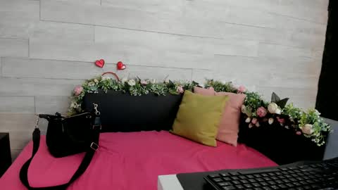 Snapshot of hugeboobserin chatting on 02-17-25, 08:19 Erin online show from 02-17-25, 08:19