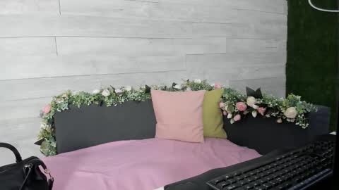 Snapshot of hugeboobserin chatting on 03-10-25, 04:28 Erin online show from 03-10-25, 04:28