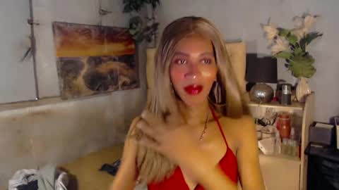 hugecock_caramel online show from 06-22-26, 03:47