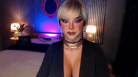 Christine online show from 10-30-25, 08:38