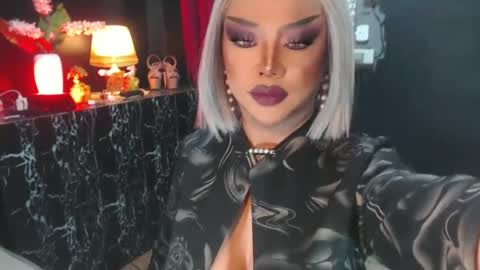 Christine online show from 06-15-26, 12:35