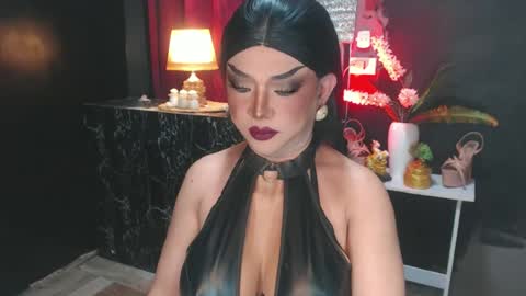 Christine online show from 06-30-26, 06:47
