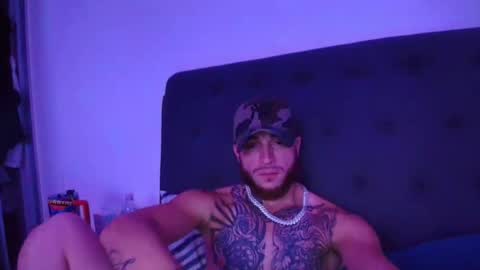 hugecockcommando online show from 10-25-25, 04:24