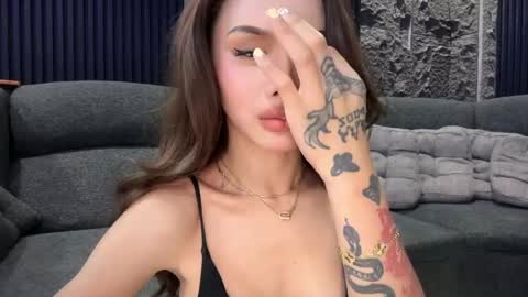 Tine Castillo online show from 04-12-26, 06:18