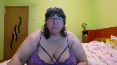 HugeTitsXXX online show from 01-26-25, 10:24