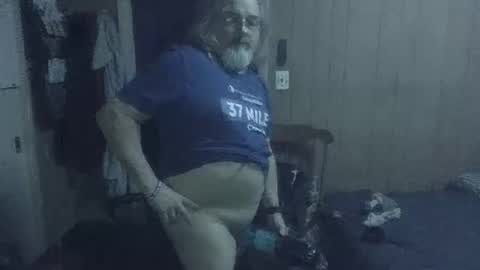 Snapshot of huggybear566 chatting on 12-19-25, 12:45 lonely huggy bear online show from 12-19-25, 12:45