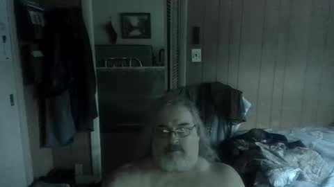 lonely huggy bear online show from 06-09-26, 01:45