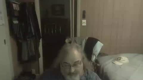 lonely huggy bear online show from 07-15-26, 02:44