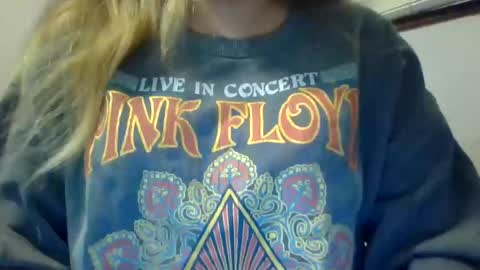 Snapshot of hugh_jannus chatting on 01-22-25, 01:31 Raleigh Hugh Jannus online show from 01-22-25, 01:31