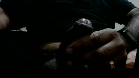 Snapshot of hugo_bulls chatting on 02-10-25, 10:20 HunkyLover online show from 02-10-25, 10:20