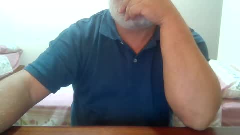 Hugo online show from 06-21-26, 01:46
