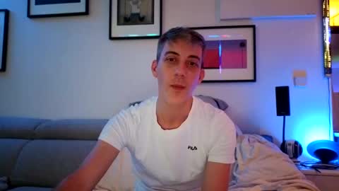 Hugo online show from 01-30-25, 09:04