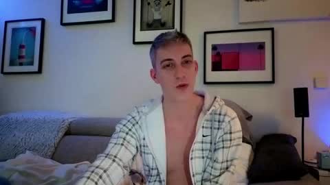 Hugo online show from 02-18-25, 01:11