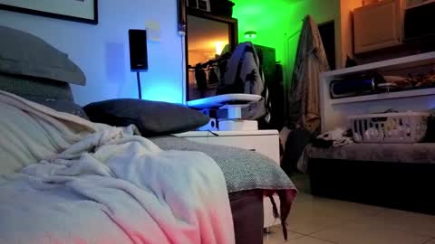 Hugo online show from 02-28-25, 09:12