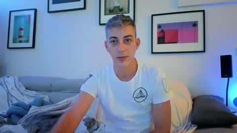 Hugo online show from 11-16-25, 03:28