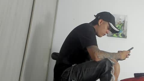 Hugo online show from 12-25-24, 06:31