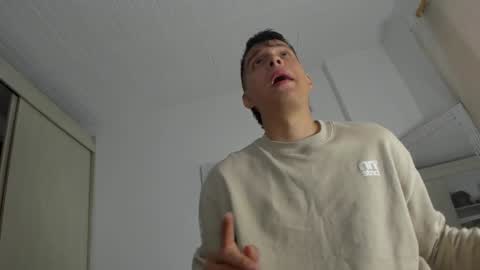 Hugo online show from 12-29-24, 06:49