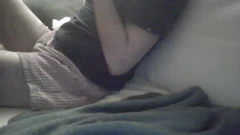 Snapshot of huguit0266666 chatting on 03-29-26, 12:43 hugx29 online show from 03-29-26, 12:43