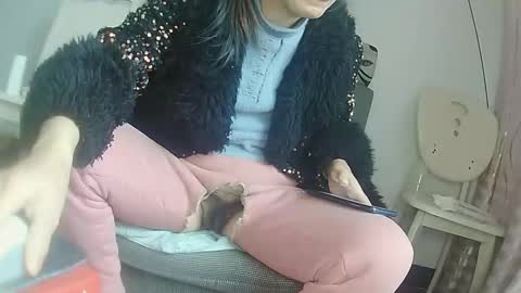 hujiajia520321431 online show from 03-21-26, 01:21