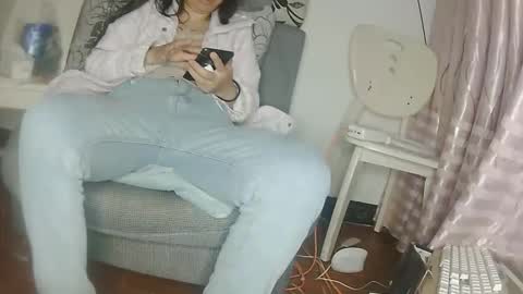 hujiajia520321431 online show from 04-02-26, 11:52