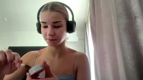 Tessa  online show from 07-29-26, 08:34