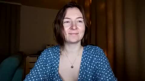 Snapshot of humpygrey chatting on 01-09-26, 08:21 HumpyGrey online show from 01-09-26, 08:21