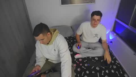 Snapshot of hun_damer chatting on 09-18-25, 01:51 hun_damer online show from 09-18-25, 01:51