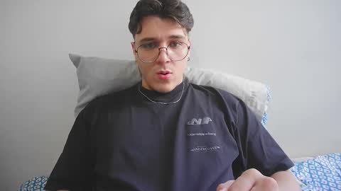 Snapshot of hun_damer chatting on 10-05-25, 07:45 hun_damer online show from 10-05-25, 07:45