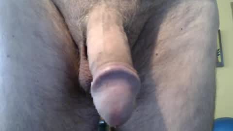 Big uncut cock dripping online show from 06-18-26, 12:33