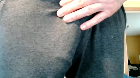 Big uncut cock dripping online show from 07-08-26, 07:07