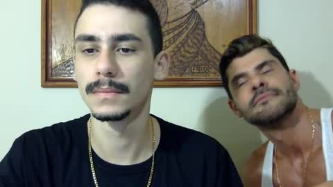 Snapshot of hungcaique chatting on 05-25-26, 01:11 hungcaique online show from 05-25-26, 01:11