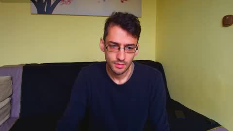 Snapshot of hungeddy chatting on 10-07-25, 09:28 Eddy online show from 10-07-25, 09:28